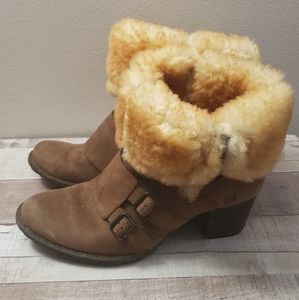 Born sherpa heeled boot size 8.5
